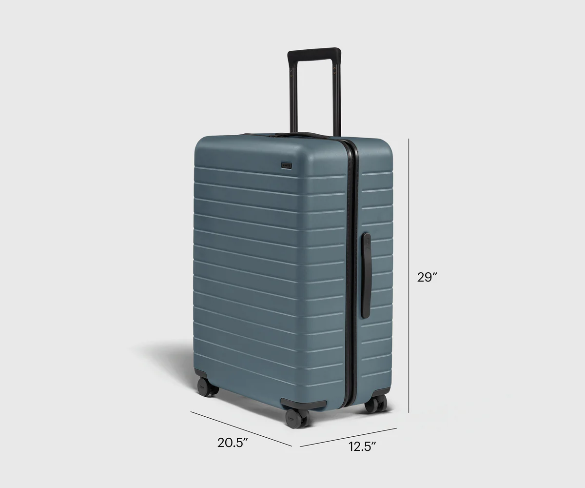 Sert Tek Fermuarlı Büyük Boy Valiz - Görsel 5