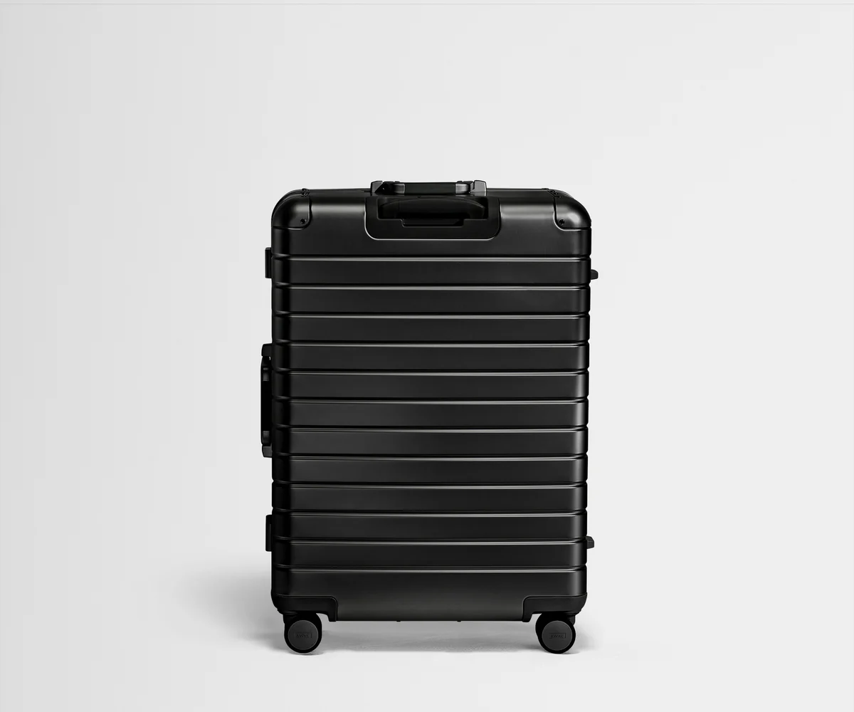 Aliminyum Gövdeli Büyük Valiz - Görsel 5