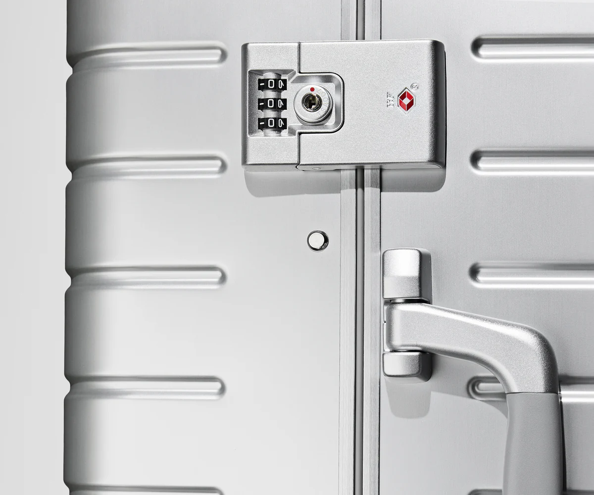 Aliminyum Gövdeli Küçük El Valizi - Görsel 6