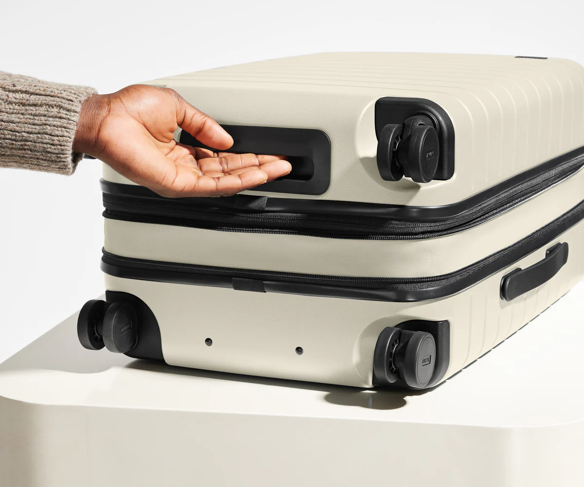 Sert Çift Fermuarlı Küçük El Valizi - Görsel 8