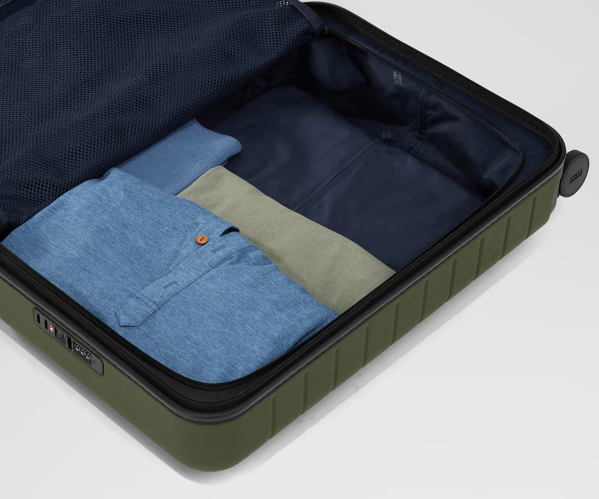 Sert Ön Cepli Büyük El Valizi - Görsel 9